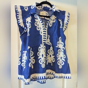 NWT Blue and White Floral Peplum Top by Umgee